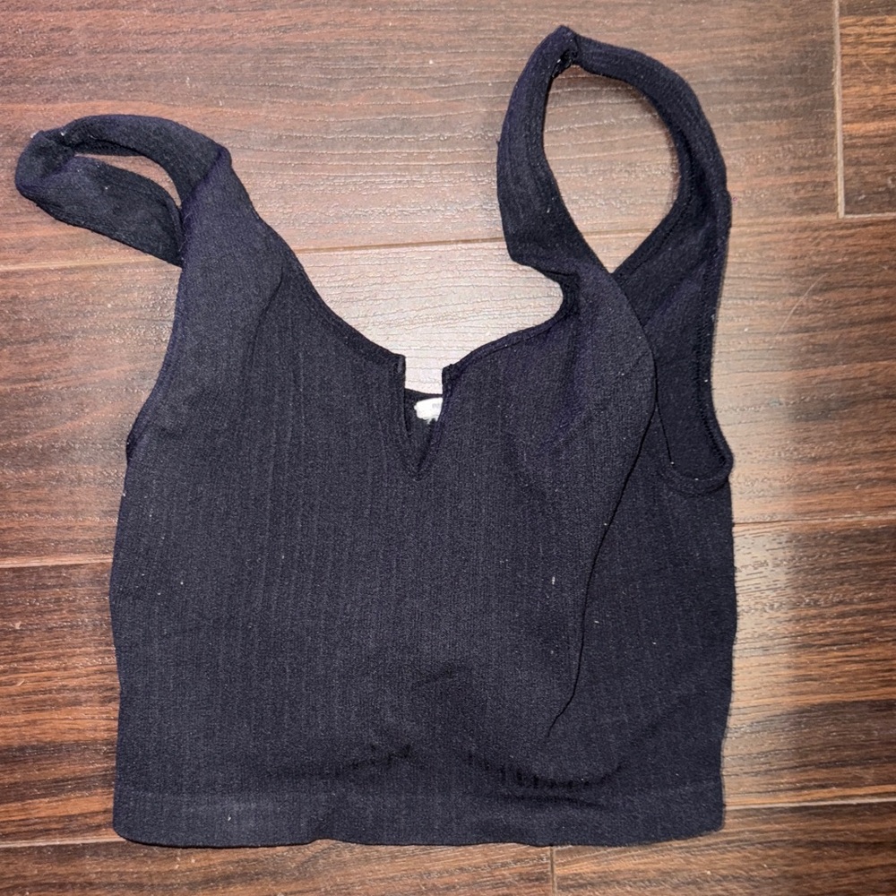 Black Sleeveless Women's Top